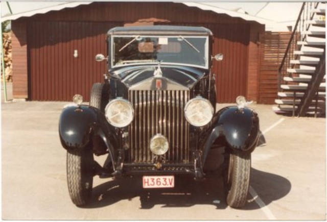                         rr 20 25 saloon  1934
            