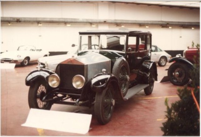                         rr 20 saloon  1930
            